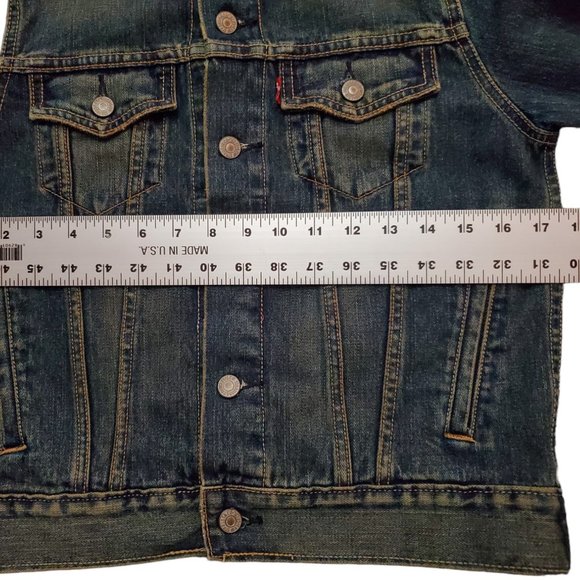 Levi's Strauss & Co Denim Women's Sm Jean Button Distressed Trucker Jacket A10 - Picture 9 of 10